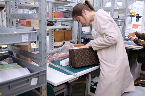 société des ateliers louis vuitton|[Reportage] Dans les ateliers Louis Vuitton, l’alliance .